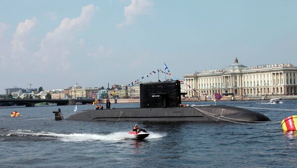 Diesel submarine Saint Petersburg (project LADA) in the Neva waters. - Sputnik International