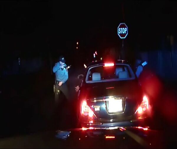 Video of Unarmed Black Man with Hands Up Killed, Shot Six Times by NJ Cops Video of Unarmed Black Man with Hands Up Killed, Shot Six Times by NJ Cops - Sputnik International