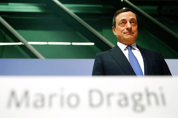 European Central Bank (ECB) President Mario Draghi arrives for an ECB news conference in Frankfurt January 22, 2015 - Sputnik International