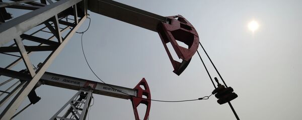 oil derricks oil derricks - Sputnik International