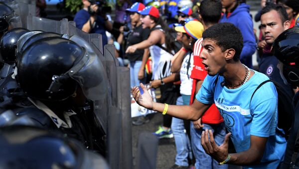 Opponents of Venezuelan President Nicolas Maduro - Sputnik International