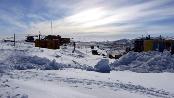 A general view of the Vostock research camp in Antarctica is seen in this June 29, 2010 handout photograph - Sputnik International