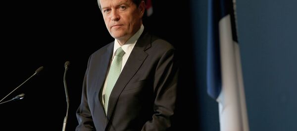 Leader of the Australian opposition, Bill Shorten, speaks to the media along with France's President Francois Hollande (not pictured) during a visit to the National Gallery of Australia in Canberra on November 19, 2014 Leader of the Australian opposition, Bill Shorten, speaks to the media along with France's President Francois Hollande (not pictured) during a visit to the National Gallery of Australia in Canberra on November 19, 2014 - Sputnik International