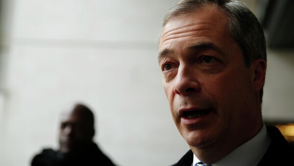 Leader of Britain's UK Independence Party Nigel Farage speaks to reporters after appearing on the BBC's Andrew Marr Show in London January 25, 2015 - Sputnik International
