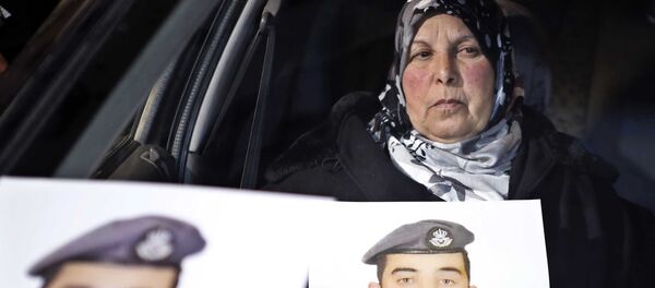 Jordanian pilot Lt. Mu'ath al-Kaseasbeh Jordanian pilot Lt. Mu'ath al-Kaseasbeh - Sputnik International