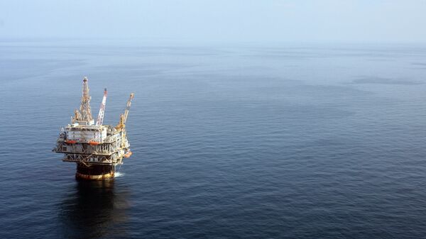 The Chevron Genesis Oil Rig Platform is seen in the Gulf of Mexico near New Orleans, La. - Sputnik International