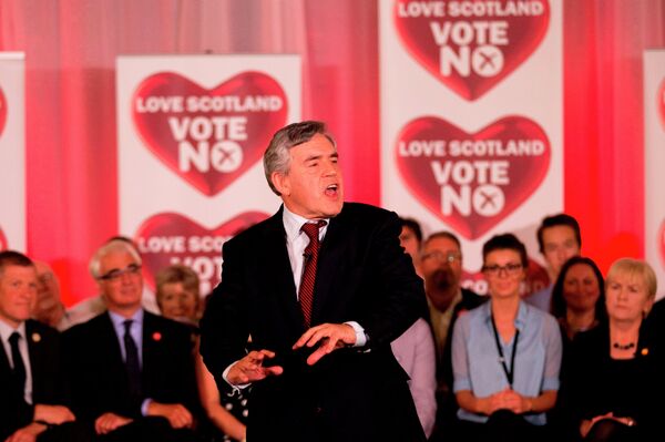 Former British Prime Minister and No campaigner for the Scottish independence referendum Gordon Brown delivers a speech at a No campaign event in Glasgow, 2014 Former British Prime Minister and No campaigner for the Scottish independence referendum Gordon Brown delivers a speech at a No campaign event in Glasgow, 2014 - Sputnik International