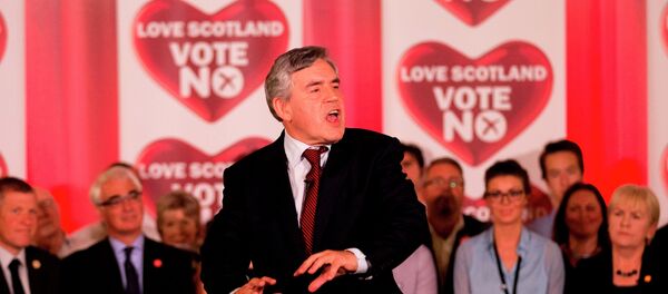 Former British Prime Minister and No campaigner for the Scottish independence referendum Gordon Brown delivers a speech at a No campaign event in Glasgow, 2014 - Sputnik International