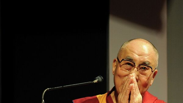 Tibet's exiled spiritual leader His Holiness the Dalai Lama speaks during a seminar in the Indian city of Mumbai - Sputnik International