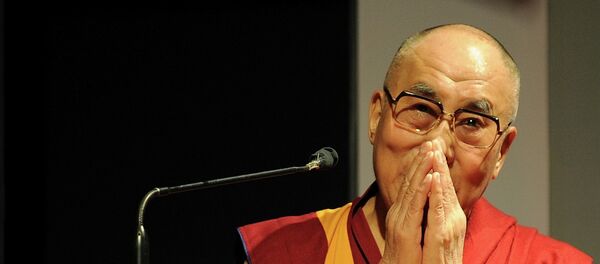 Tibet's exiled spiritual leader His Holiness the Dalai Lama speaks during a seminar in the Indian city of Mumbai - Sputnik International