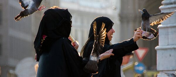 International experts involved in countering violent radicalization stated that issue of Islamization in Europe is overblown, while the rise of nationalist and separatist sentiments is being disregarded - Sputnik International