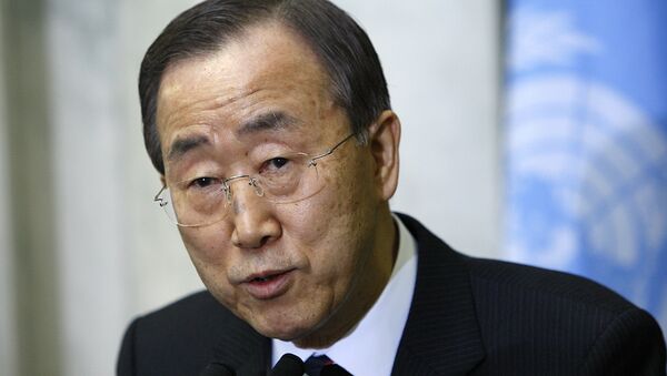 Генеральный секретарь ООН Пан Ги Мун выступает перед журналистами в штаб-квартире ООН в Нью-Йорке - Sputnik International