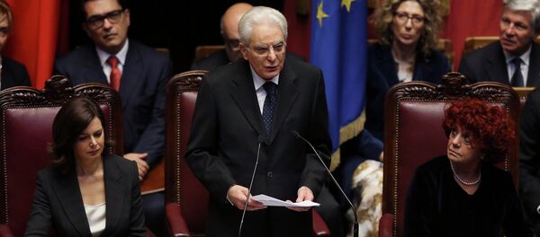 Italy's new President Sergio Mattarella (C) speaks, flanked by lower house President Laura Boldrini (L) and Senate vice president Valeria Fedeli, at the lower house of parliament in Rome, February 3, 2015. Italy's new President Sergio Mattarella (C) speaks, flanked by lower house President Laura Boldrini (L) and Senate vice president Valeria Fedeli, at the lower house of parliament in Rome, February 3, 2015. - Sputnik International