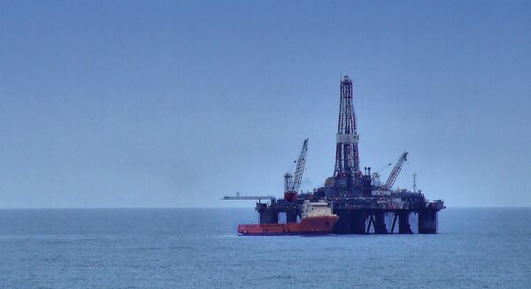 Offshore oil rig - Sputnik International