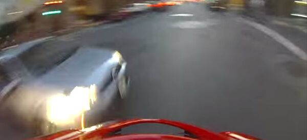 The moment before your beloved D675 is totaled - Sputnik International