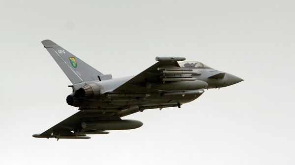 British Royal Air Force (RAF) Typhoon jet fighter - Sputnik International