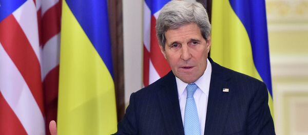 US Secretary of State John Kerry speaks during a press conference after a bilateral meeting in Kiev, on February 5, 2015. - Sputnik International