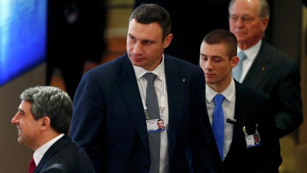 Mayor of Kiev Vitali Klitschko (C) arrives for the opening session of the 51st Munich Security Conference at the 'Bayerischer Hof' hotel in Munich February 7, 2015 - Sputnik International