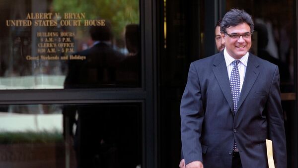 Former CIA officer John Kiriakou leaves U.S. District Courthouse in Alexandria, Va., Tuesday, Oct. 23, 2012, after pleading guilty, in a plea deal, to leaking the names of covert operatives to journalists. - Sputnik International