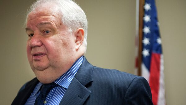 Sergey Kislyak, Russia's ambassador to the US speaks with reporters following his address on the Syrian situation, Friday, Sept. 6, 2013 - Sputnik International