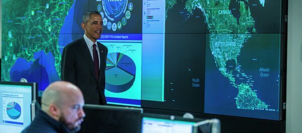 President Barack Obama prepares to speak at the National Cybersecurity and Communications Integration Center. - Sputnik International