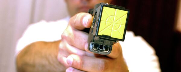 A woman died days after law enforcement used a Taser to subdue her at a Virginia detention center. - Sputnik International