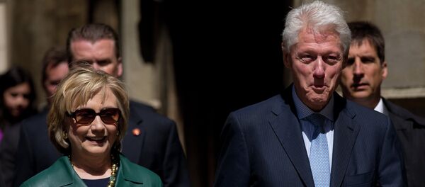 As US prosecutors consider filing criminal charges against UK-based HSBC for aiding tax evaders, several major donors to a Clinton-family foundation are revealed to have ties to the bank’s controversial Swiss division. - Sputnik International