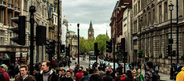 People walking in the streets of London - Sputnik International