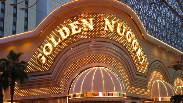 The Golden Nugget casino claims the eight decks of cards used in the game had not been shuffled by the manufacturer before they were used. - Sputnik International