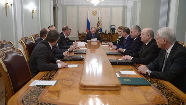 Russian President Vladimir Putin held a meeting with members of the Russian Security Council 16 February, 2015 - Sputnik International
