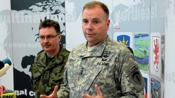 U.S. Army Europe commander Ben Hodges speaks as Polish general Boguslaw Samol stands during news conference during a visit to the Multinational Corps Northeast, NATO base at Szczecin in north-west Poland February 11, 2015 - Sputnik International