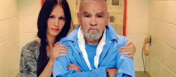Afton Elaine Burton and her fiance, Charles Manson Afton Elaine Burton and her fiance, Charles Manson - Sputnik International