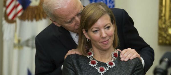 Vice President Joe Biden gets close to new Secretary of Defense Ashton Carter's wife Stephanie. Vice President Joe Biden gets close to new Secretary of Defense Ashton Carter's wife Stephanie. - Sputnik International