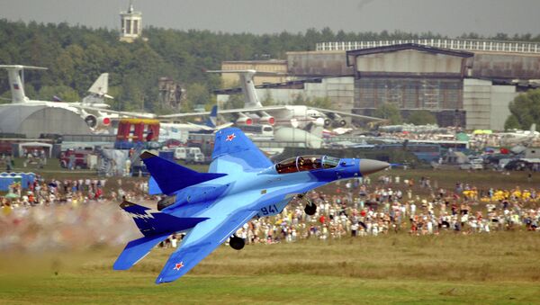 Russian MiG-29K takes off at the MAKS 2007 Air Show at Zhukovsky airfield outside Moscow - Sputnik International