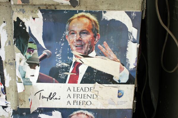 Tony Blair ripped poster - Sputnik International
