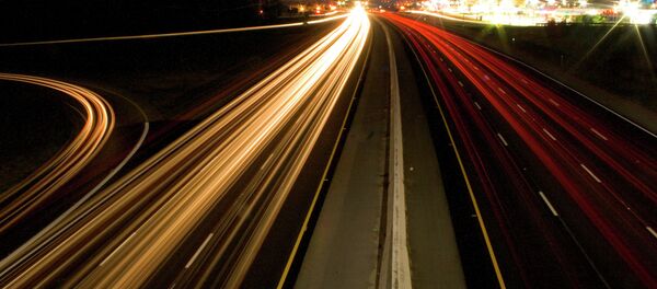 Apple Inc. is famous for its computer and phones, and it hopes to soon be out on the roads as well. - Sputnik International