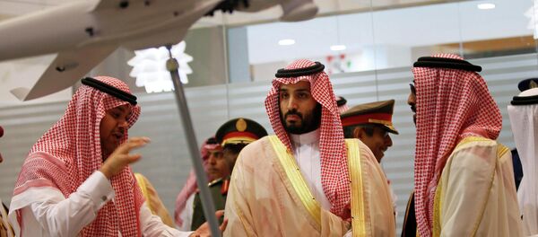 Saudi Defence Minister, Prince Mohammad bin Salman (C), visits the International Defence Exhibition and Conference (IDEX) in Abu Dhabi February 22, 2015. Saudi Defence Minister, Prince Mohammad bin Salman (C), visits the International Defence Exhibition and Conference (IDEX) in Abu Dhabi February 22, 2015. - Sputnik International