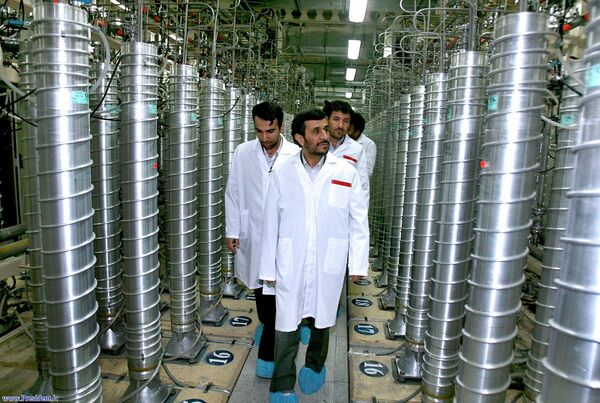 Former Iranian President Mahmoud Ahmadinejad visits the Natanz Uranium Enrichment Facility. Former Iranian President Mahmoud Ahmadinejad visits the Natanz Uranium Enrichment Facility. - Sputnik International