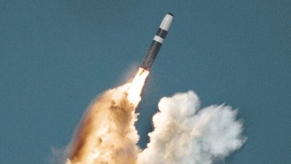 Underwater launch of a Trident ballistic missile from a submarine - Sputnik International