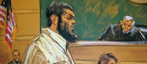 Abid Naseer, 28, makes opening statements to U.S. District Judge Raymond Dearie (R) on the first day of his trial as seen in a courtroom sketch in Brooklyn, New York February 17, 2015 Abid Naseer, 28, makes opening statements to U.S. District Judge Raymond Dearie (R) on the first day of his trial as seen in a courtroom sketch in Brooklyn, New York February 17, 2015 - Sputnik International