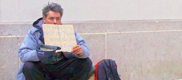 Homeless and unemployed man in New York Homeless and unemployed man in New York - Sputnik International