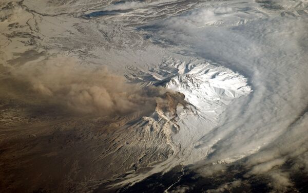 Shiveluch, one of Kamchatka’s most active volcanoes - Sputnik International