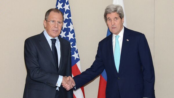 Russian Foreign Minister Sergei Lavrov and US Secretary of State John Kerry - Sputnik International