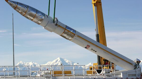 A ground-based missile interceptor is lowered into its missile silo - Sputnik International