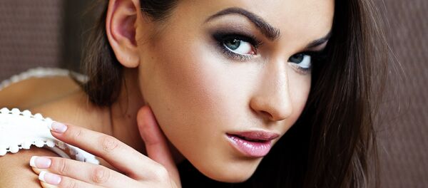 Anna Duritskaya poses for a photo for a modeling portfolio in Kiev. (File) Anna Duritskaya poses for a photo for a modeling portfolio in Kiev. (File) - Sputnik International