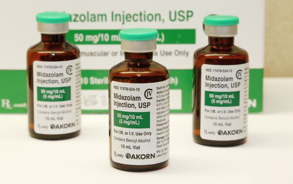 Oklahoma plans to resume executions Thursday, Jan. 15, 2015, after botching its last one and will use the same three-drug method as a Florida lethal injection scheduled for the same day. The drug mixture begins with the sedative midazolam and includes the same drugs used in Oklahoma’s botched execution of Clayton Lockett, who writhed on the gurney and moaned after he’d been declared unconscious. Oklahoma plans to resume executions Thursday, Jan. 15, 2015, after botching its last one and will use the same three-drug method as a Florida lethal injection scheduled for the same day. The drug mixture begins with the sedative midazolam and includes the same drugs used in Oklahoma’s botched execution of Clayton Lockett, who writhed on the gurney and moaned after he’d been declared unconscious. - Sputnik International