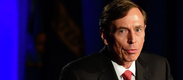 Former CIA director David Petraeus addresses a University of Southern California event honoring the military on March 26, 2013 in Los Angeles, California - Sputnik International