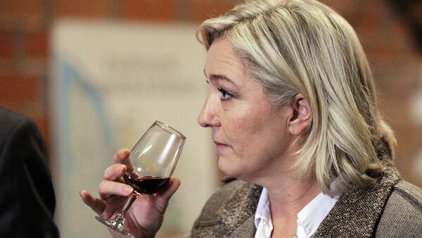Marine Le Pen, the leader of the French party Front National refused to have a drink or two or to discuss France's political matters with Madonna, the American pop singer. - Sputnik International