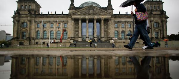 The head of the German inquiry into NSA spying had his phone tampered with after sending it off to be inspected for suspected hacking. When the phone arrived at its destination, its packaging had already been opened. The head of the German inquiry into NSA spying had his phone tampered with after sending it off to be inspected for suspected hacking. When the phone arrived at its destination, its packaging had already been opened. - Sputnik International