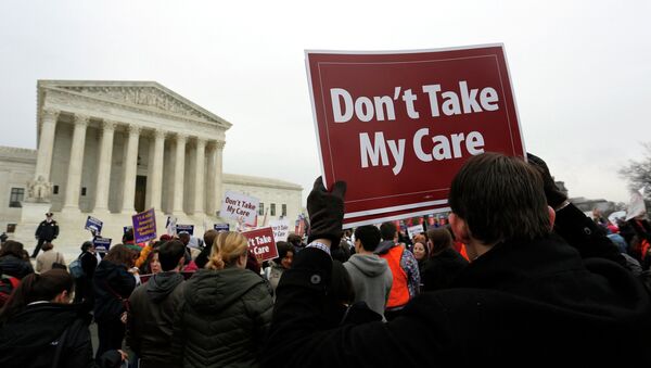 Demonstrators in favor of Obamacare gather at the Supreme Court building in Washington March 4, 2015 - Sputnik International